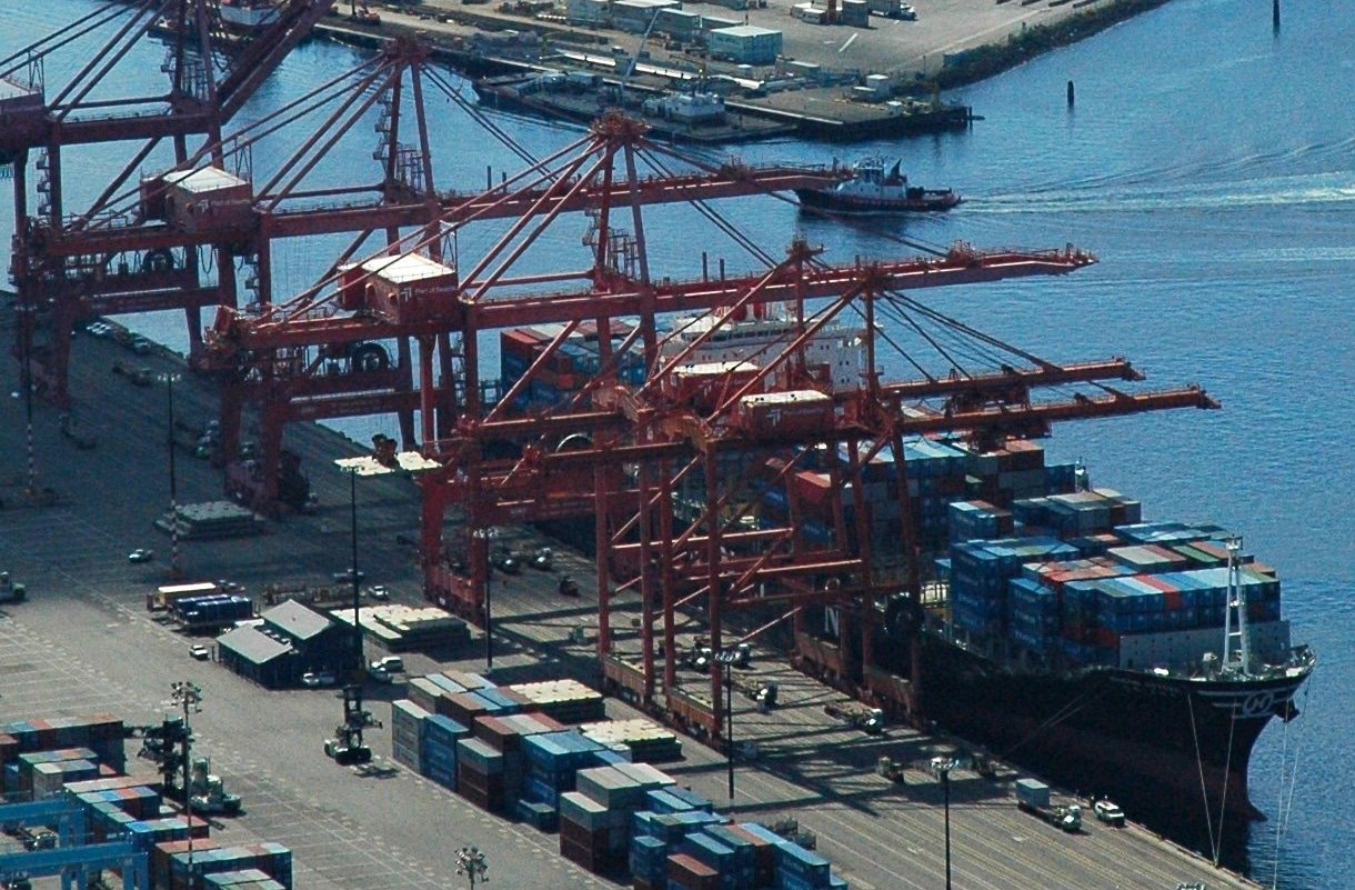port of seattle container shipping terminal | transloading